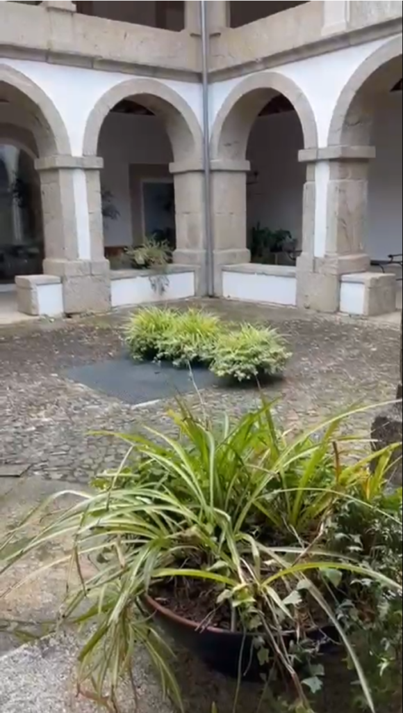 Convento dos Capuchos do Séc XVIII-Monção-Portugal - Direitos Artmosphera